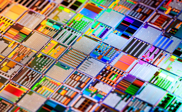 Vishay Intertechnologyは、2億5,000万ポンドの半導体投資で英国のEVサプライチェーンを後押しします