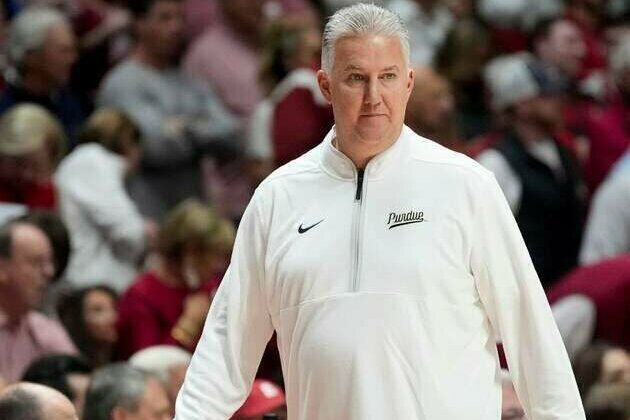 Top-ranked Purdue scraps past Memphis in the Bahamas