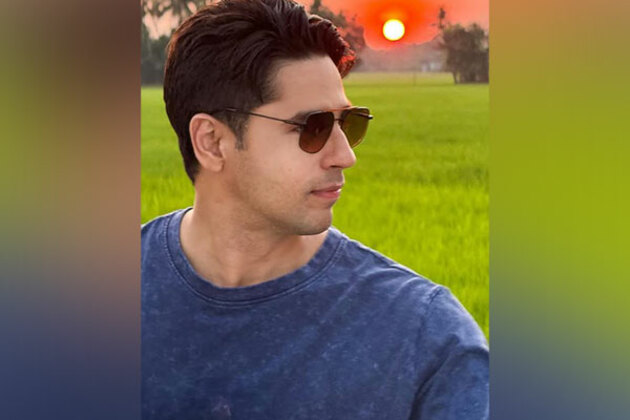 Sidharth Malhotra recalls working in 'Kapoor & Sons'