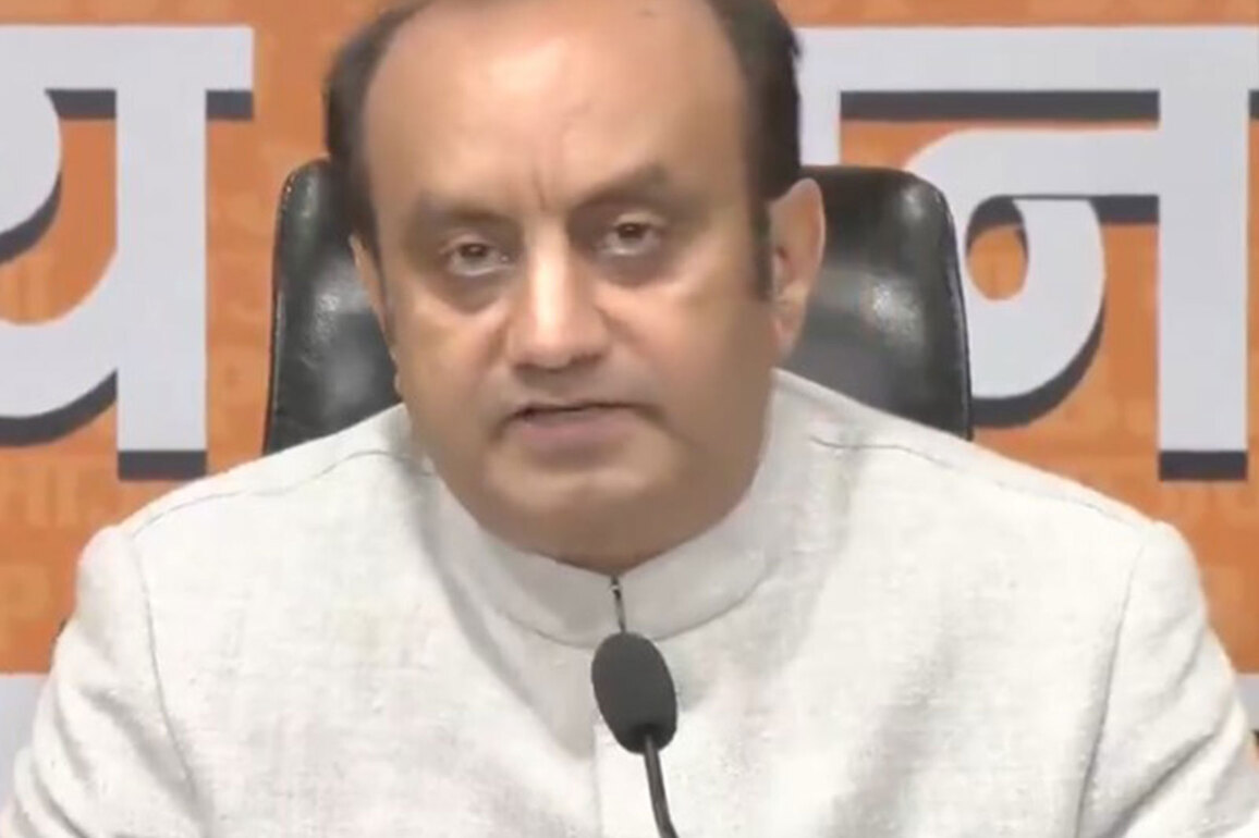 "Display of Congress party's lowliness and nakedness": Sudhanshu Trivedi condemns Youth Congress protest at Bharat Mandapam