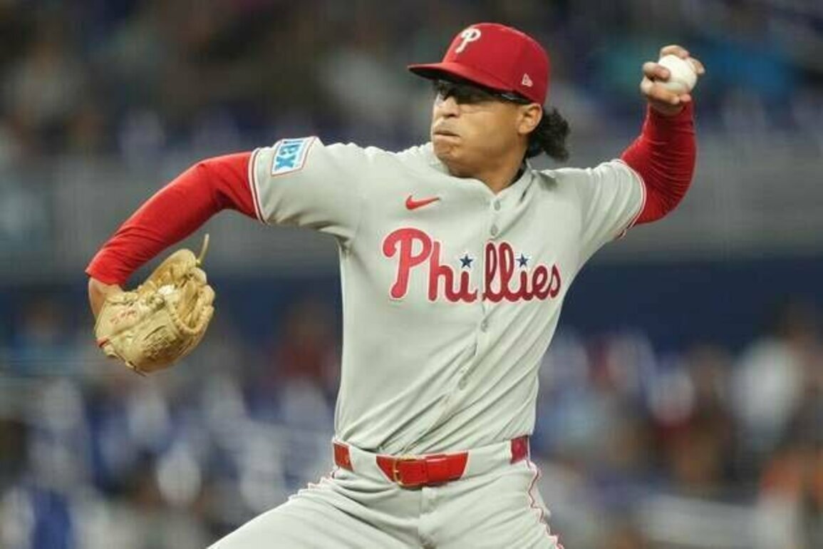 Mets desperate to end five-game skid, slow Phillies' roll