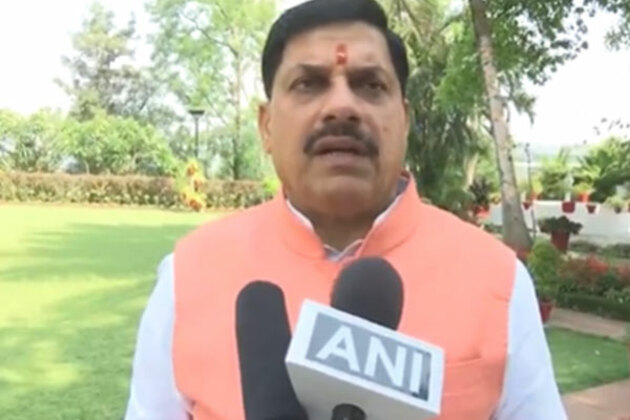 "Against our culture...": MP CM Yadav after Rahul Gandhi offers floral tribute to Indira Gandhi wearing shoes during Bhopal visit