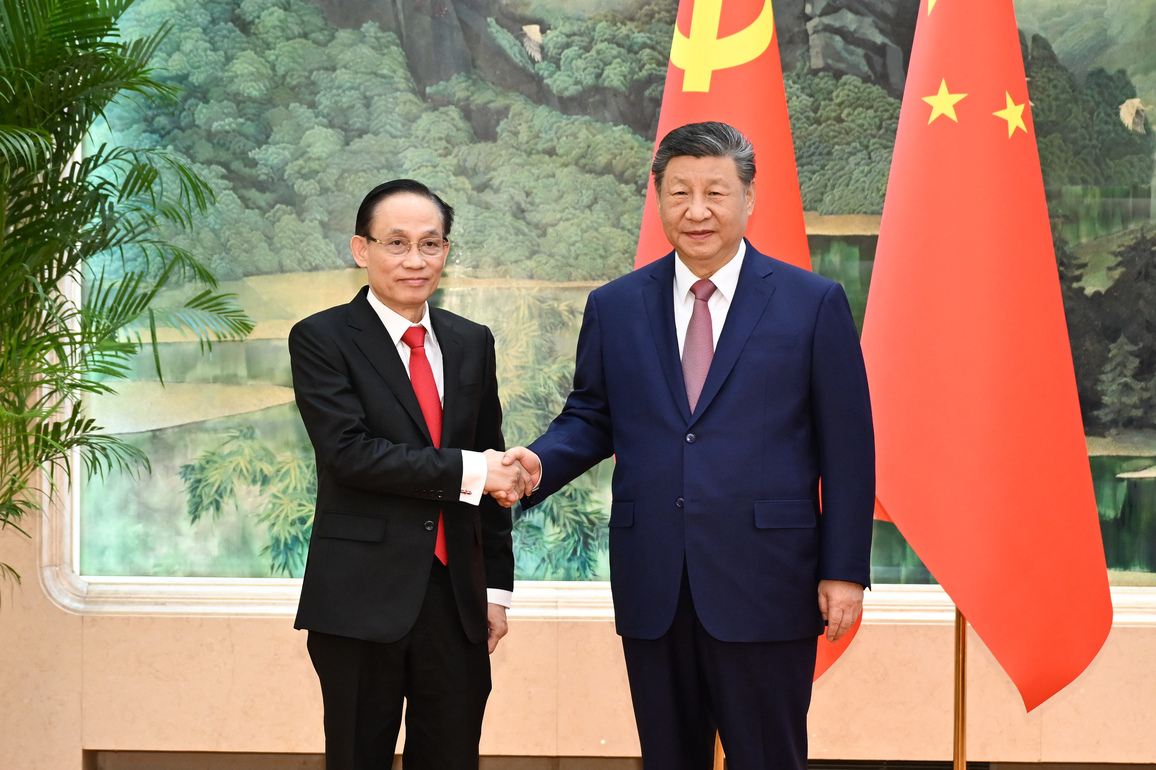 CHINA-BEIJING-XI JINPING-SPECIAL ENVOY OF VIETNAM'S TO LAM-MEETING (CN)