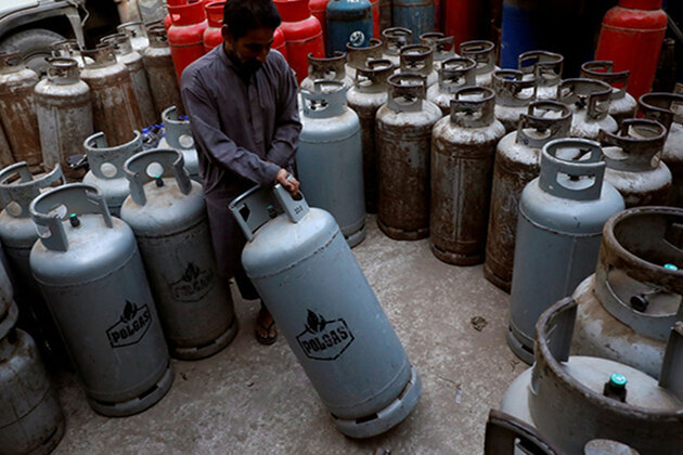 Pakistan energy crisis deepens as LPG pricing dispute sparks supply shortage warning