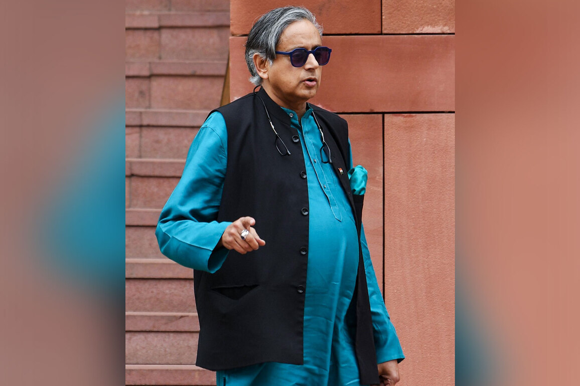 "Tharoor speaks for himself": Congress distances itself from Thiruvananthapuram's MP remarks on LK Advani