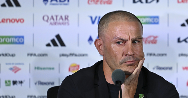 (SP)MEXICO-MEXICO CITY-FOOTBALL-FIFA WORLD CUP-PRESS CONFERENCE-UZBEKISTAN