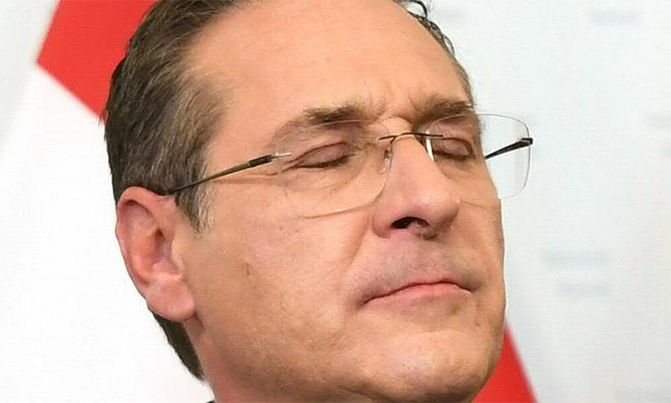 Austria ex-vice chancellor's home raided in graft probe Austria ex-vice chancellor's home raided in graft probe
