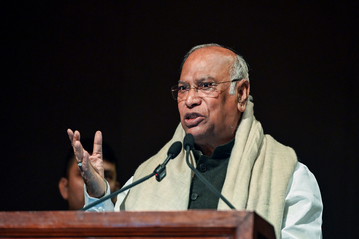 'His Unparalleled Contribution' to freedom movement 'Will forever inspire': Mallikarjun Kharge on Rajendra Prasad's death anniversary