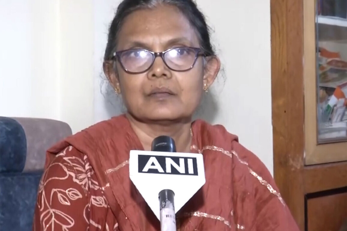 Telangana: Wife of stranded Hyderabad tourist in Bahrain appeals for govt help