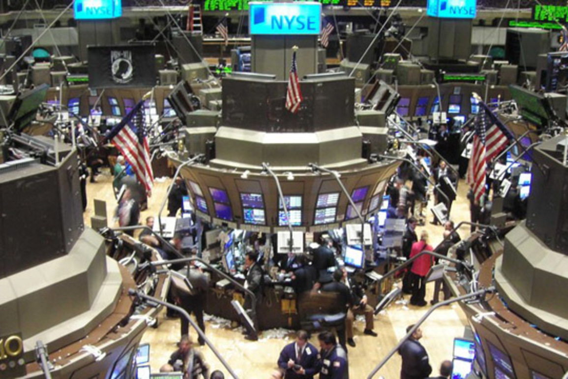 Wall Street forges ahead, Nasdaq adds 81 points