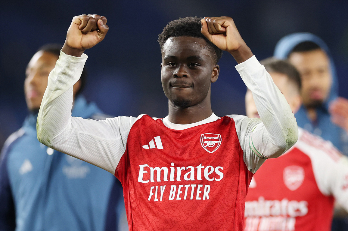 Arsenal beat Brighton 1-0, Manchester City held to 2-2 draw by Nottingham Forest