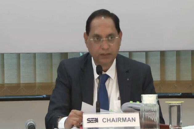 SEBI eases AIF winding-up rules, approves net settlement for FPI transactions