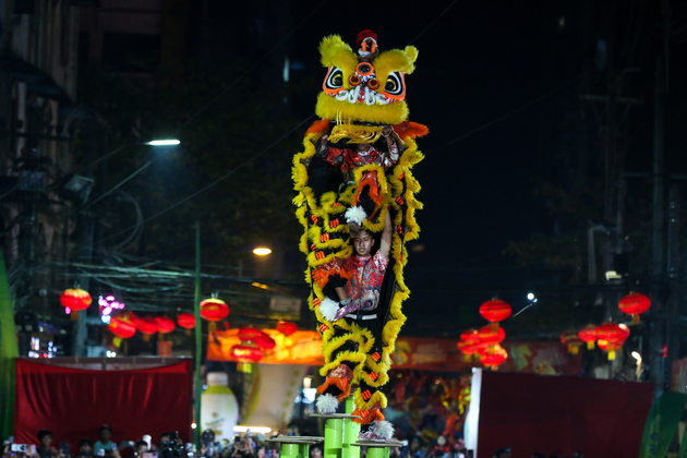 Lion, dragon dance competition revives tradition in Yangon's Chinatown after 5-year hiatus