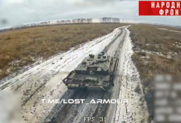 WATCH Ukrainian Challenger 2 tank hit by Russian drone (VIDEO)