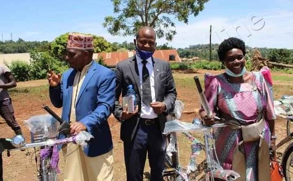 Abaami ba Kabaka abaweereddwa eggaali. Abaami ba Kabaka abaweereddwa eggaali.