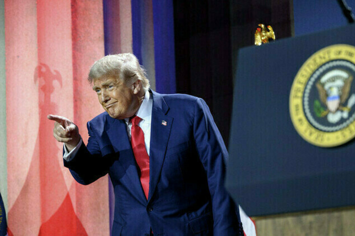 I love the Russian people  Trump