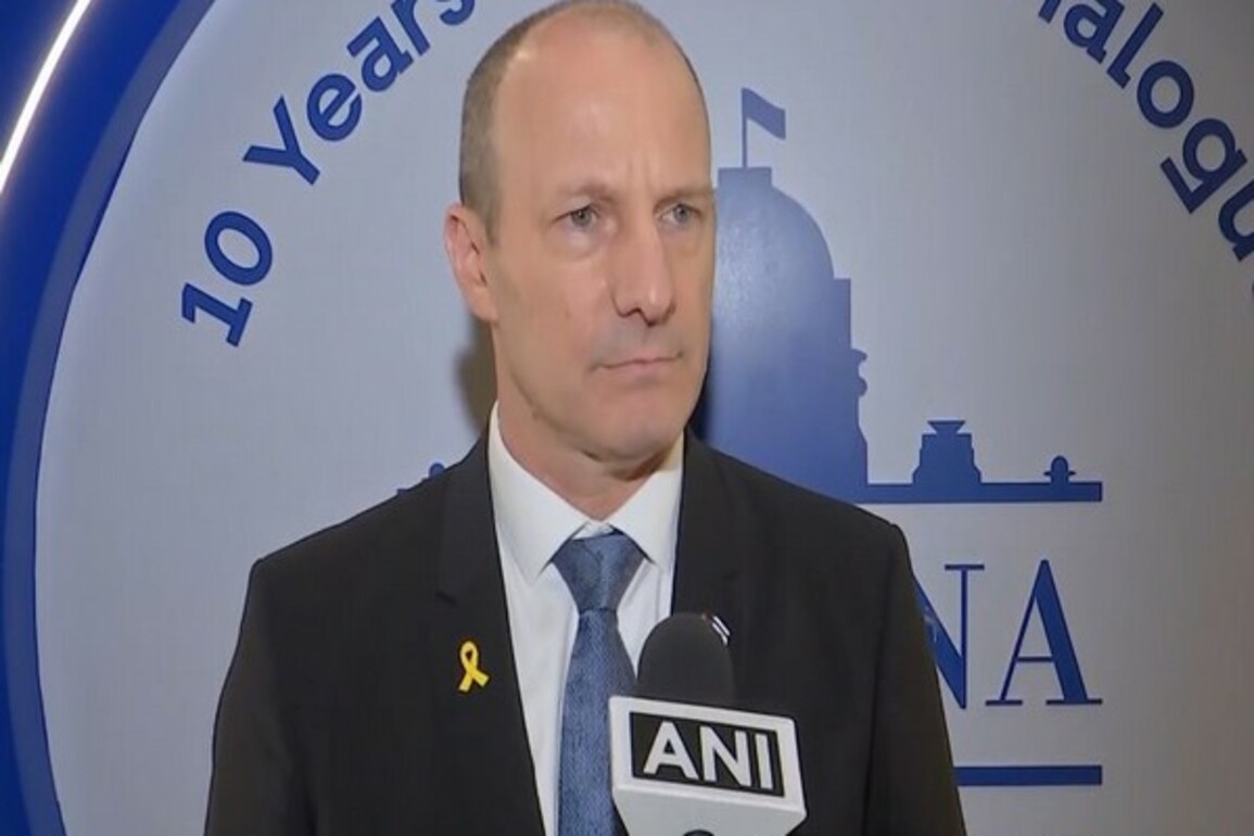 "Israel has no other option but to renew military pressure": Israeli envoy Azar after collapse of truce with Hamas