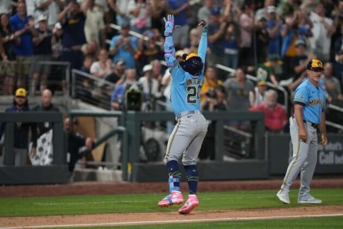 MLB roundup: Brewers outslug A's 15-14 in 12 innings at Las Vegas