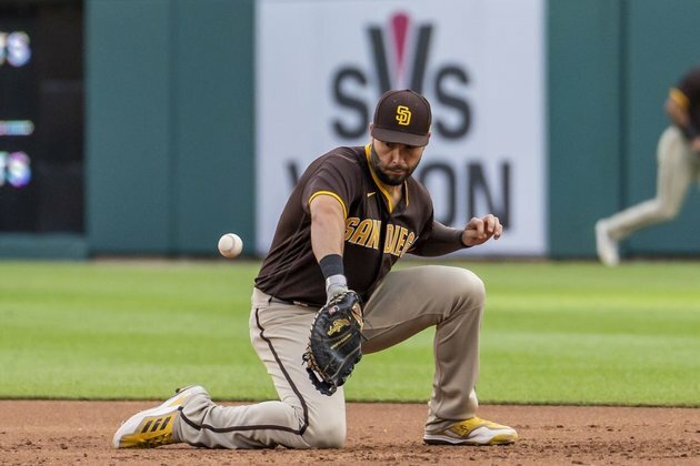 Eric Hosmer returns to KC as Red Sox start series at Royals