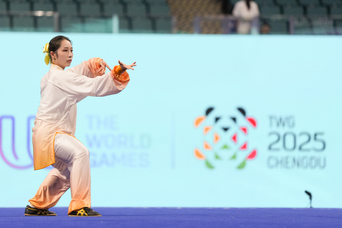 InPics: Lu Zhuoling wins China's first gold at Chengdu World Games in Wushu