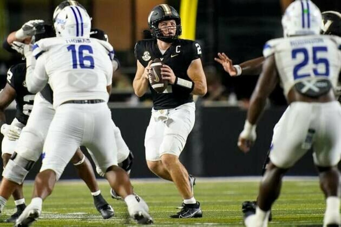 No. 20 Vanderbilt puts 70 points on Georgia State in rout