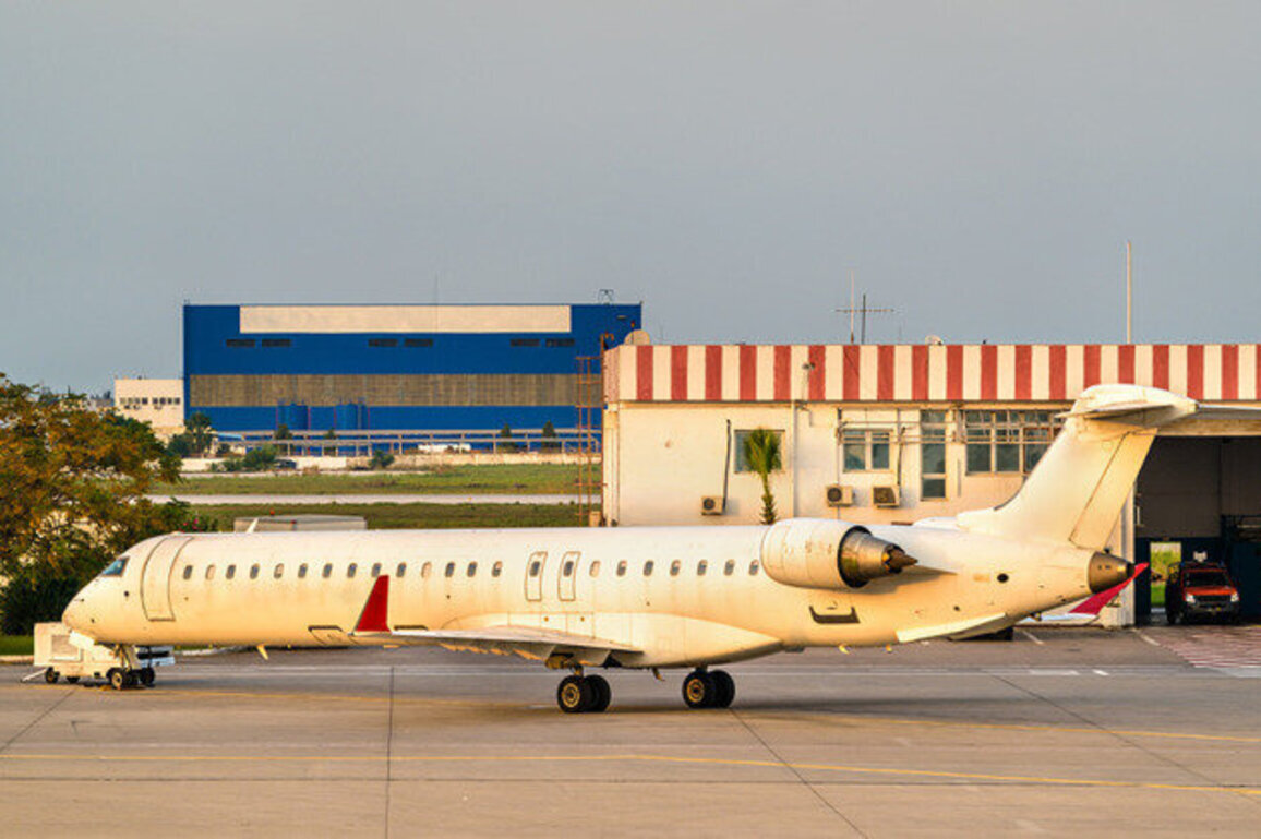 Tunisia plans $1 bln expansion of Tunis-Carthage airport