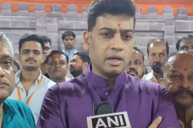 "NDA-led eight-member delegation to visit Karur to probe circumstances leading to stampede, submit report:" Shrikant Shinde