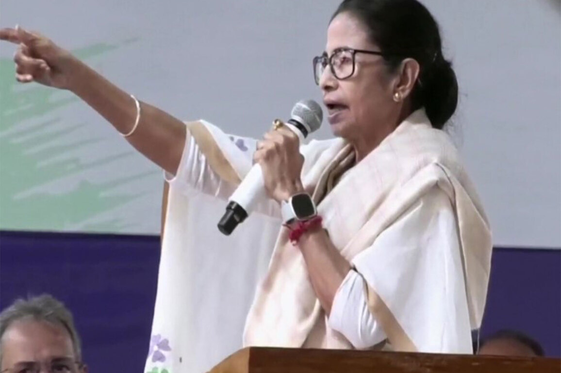 "From Delhi, BJP is sending people with intent of removing 1.5 crore names": Mamata Banerjee