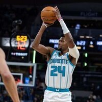 Kon Knueppel sets rookie 3-point record as Hornets roll Pacers