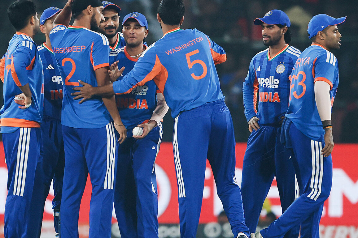 Markram lone warrior half-century guides shambolic SA to 117 against India in 3rd T20I