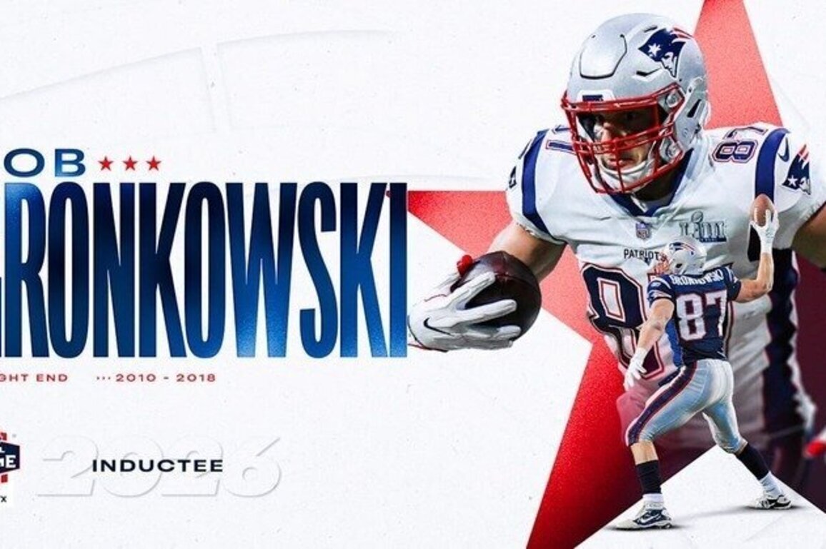 Rob Gronkowski Voted by Fans into Patriots Hall of Fame