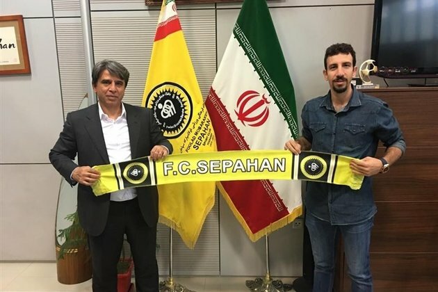 Iran Volleyball Libero Marandi Joins Sepahan