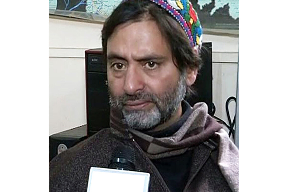 "Raises questions on UPA's handling of national security": BJP's Amit Malviya after Yasin Malik claims Manmohan Singh thanked him for meeting Hafiz Saeed