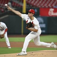 Three Cardinals hurlers combine to blank reeling Reds