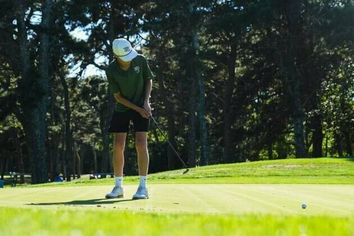 Michael Brennan maintains lead at Utah