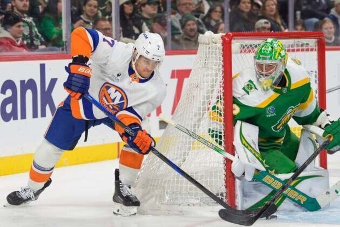 Simon Holmstrom's 2nd goal lifts Islanders past Wild in OT