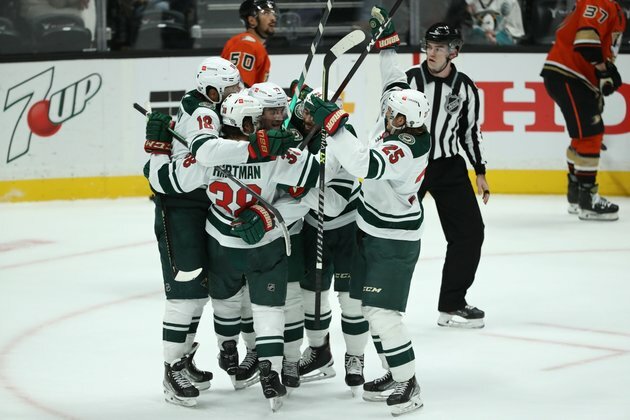 NHL roundup: Wild nip Ducks in final seconds