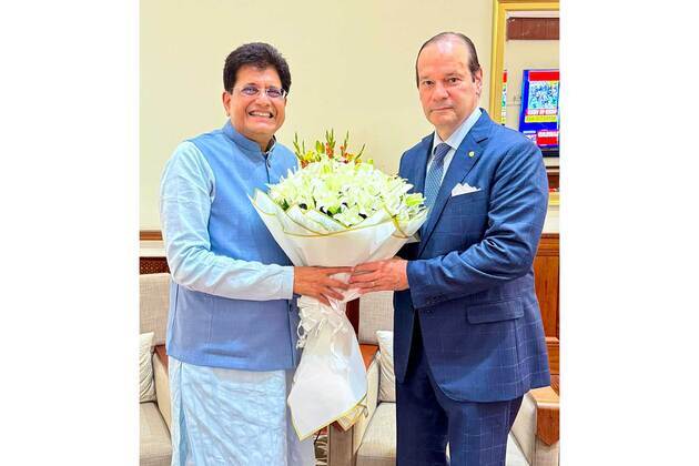 Union Minister Piyush Goyal meets Panama FM Vasquez to deepen India-Panama partnership