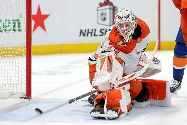 Ducks eager to rebound in clash vs. floundering Devils