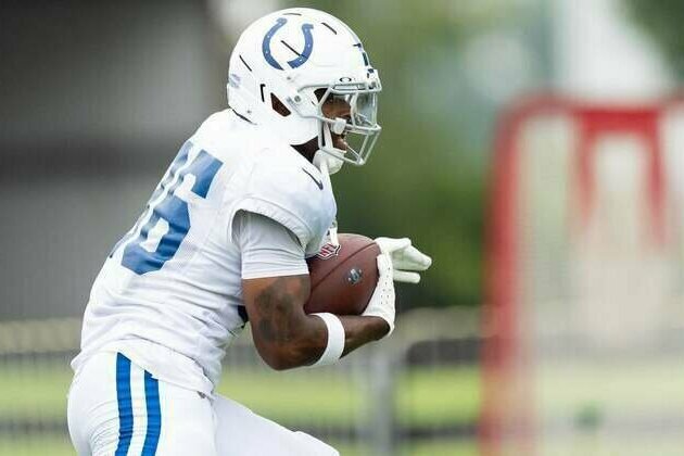Colts RB Salvon Ahmed carted off practice field