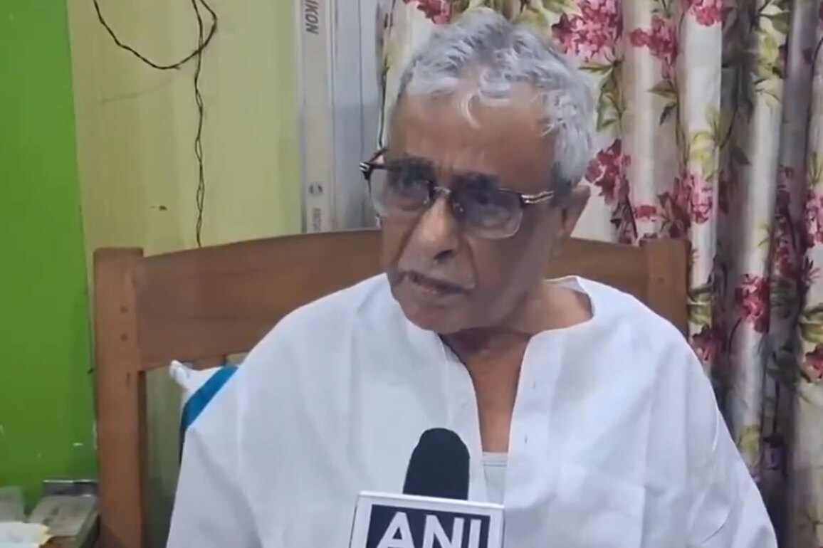 "Doesn't respect Constitution, EC": Suvendu Adhikari's father attacks Mamata Banerjee, stresses jobs for youth