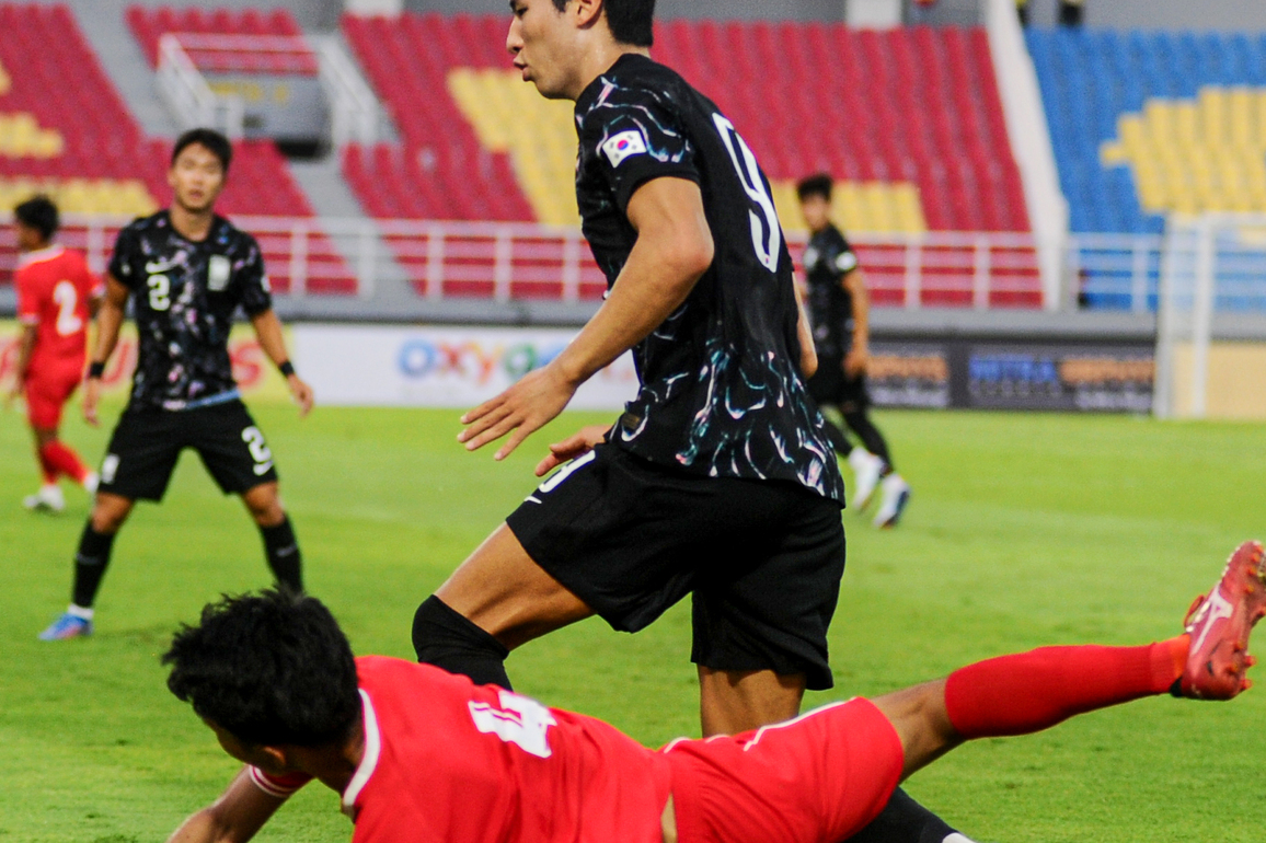(SP)INDONESIA-SIDOARJO-FOOTBALL-AFC U23 ASIAN CUP-QUALIFIERS-LAOS VS SOUTH KOREA