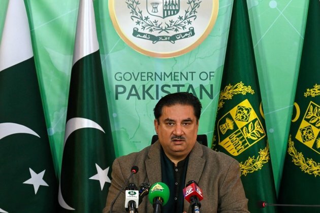 Pakistan Restores Power but Cause of Breakdown Remains Mystery