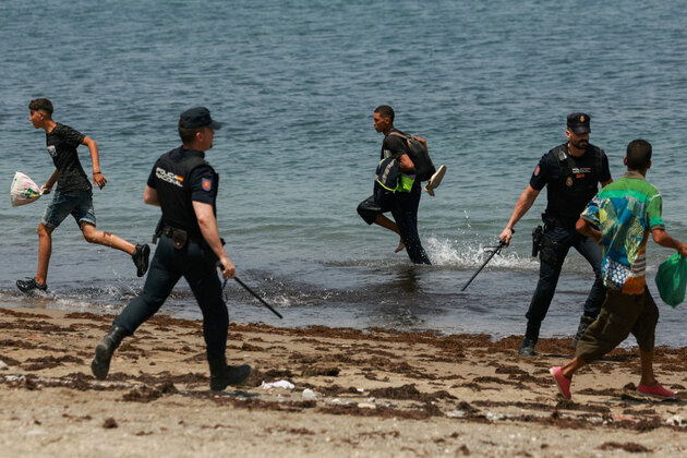 "Facts not opinions": Spain says over 48,000 migrants returned back to Morocco in less than 48 hours