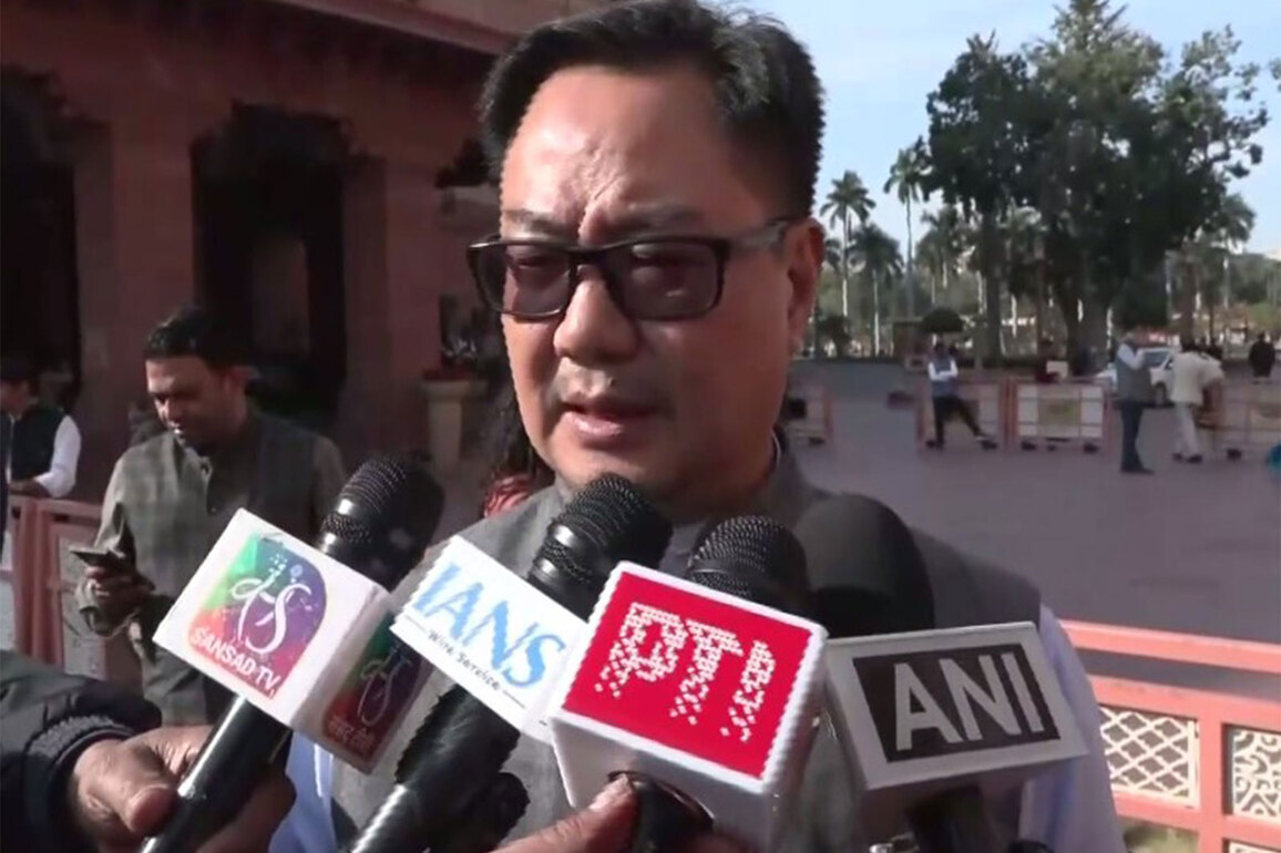 "He doesn't want to answer the media": Kiren Rijiju on Rahul Gandhi's remarks to media