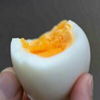 Is there a best way to peel a boiled egg? A food scientist explains
