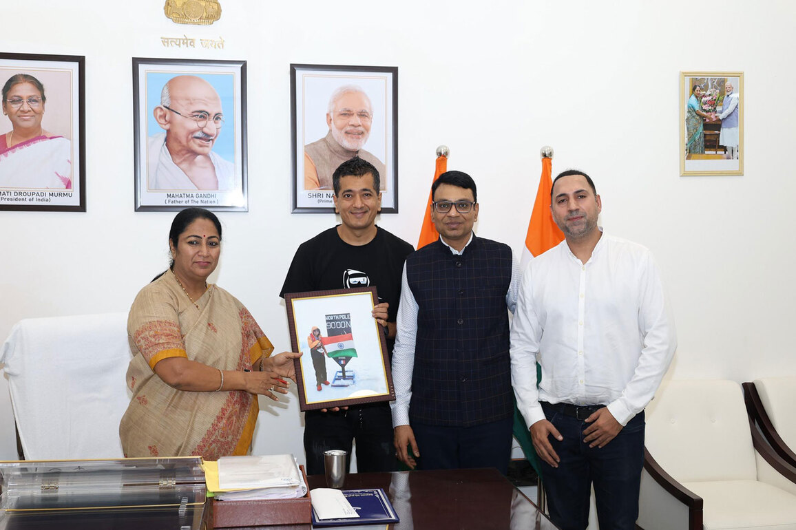 Ram Gopal Kothari becomes first Indian to complete marathon at Geographic North Pole