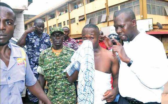 Mmereyankya ng’atwalibwa ku poliisi. Mmereyankya ng’atwalibwa ku poliisi.