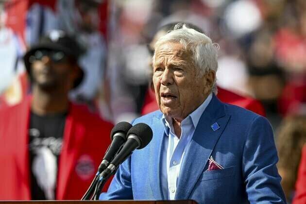 Report: Patriots selling minority stakes at $9B valuation