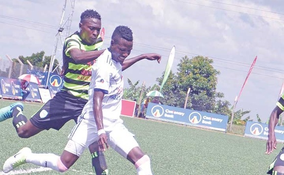 Omuteebi wa Busiro, Usama Arafat ng’asindirira ennyanda ku ggoolo ya Kyaggwe gye yawangula 2-1 mu gy’ebibinja. Eggulo, Busiro yakubye Mawogola 1-0 eggulo okwesogga semi. Omuteebi wa Busiro, Usama Arafat ng’asindirira ennyanda ku ggoolo ya Kyaggwe gye yawangula 2-1 mu gy’ebibinja. Eggulo, Busiro yakubye Mawogola 1-0 eggulo okwesogga semi.